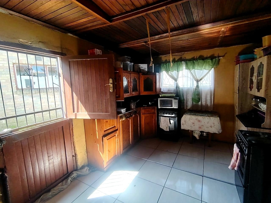 5 Bedroom Property for Sale in Mdantsane Nu 6 Eastern Cape